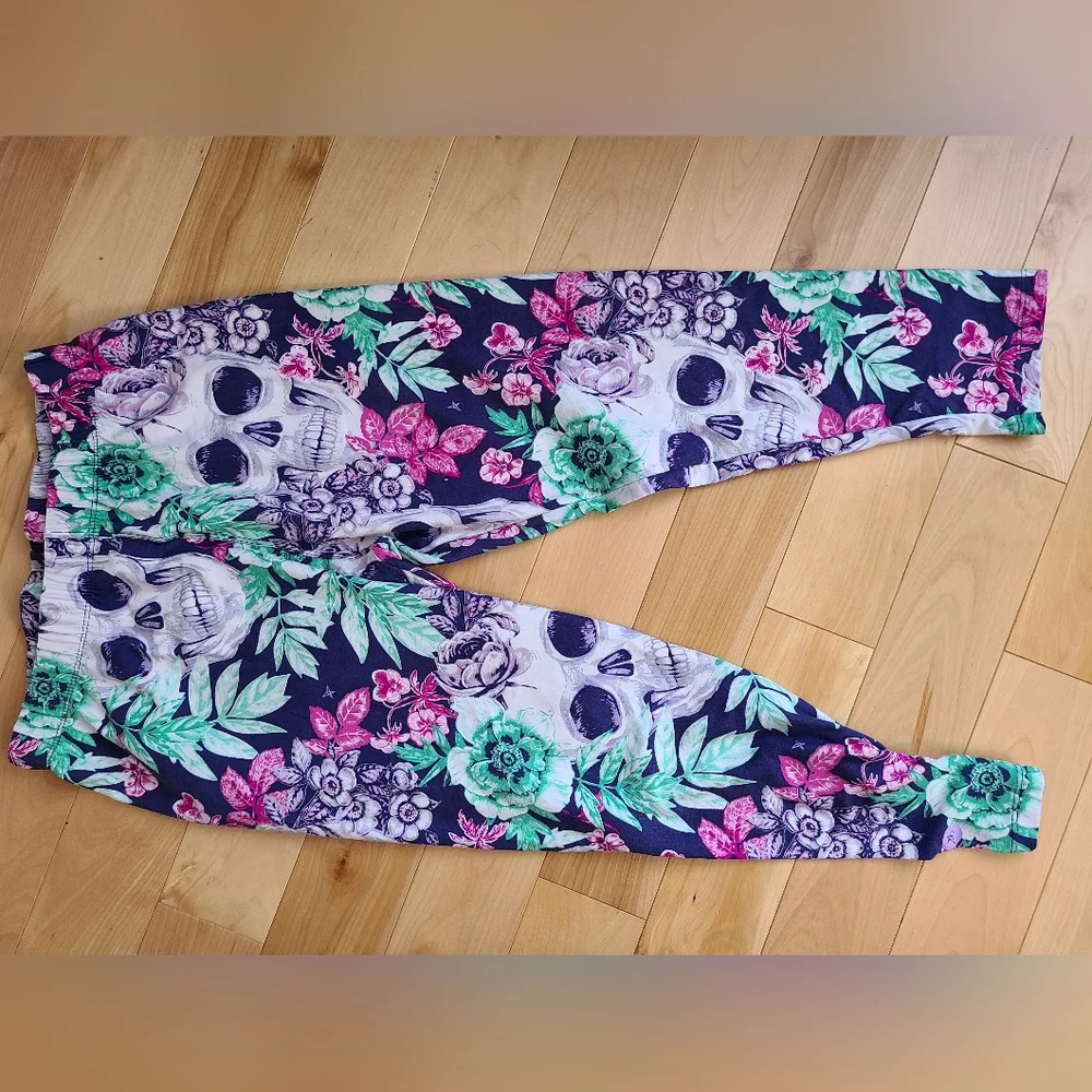 Skulls Sweetlegs - Picture 1 of 3
